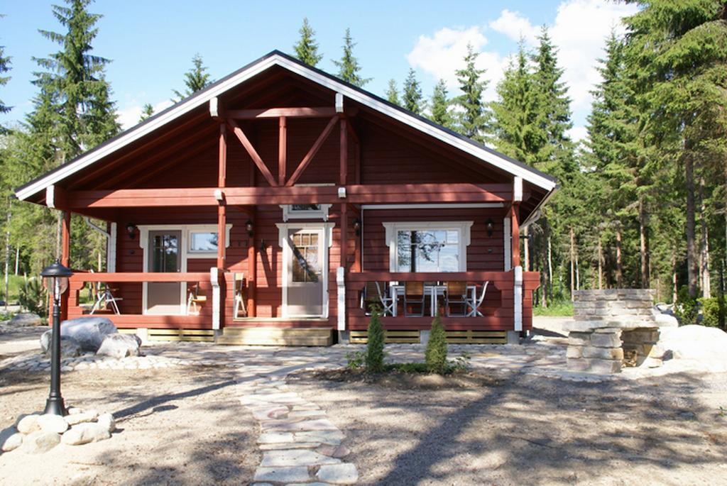 Kartanohotelli Satulinna Huvilat Hirvensalmi Room photo